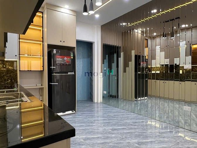 Hình ảnh Cơ hội vàng - Bán nhà đẹp Ngọc Thuỵ - 4 tầng thang máy - chỉ 8,3 tỷ