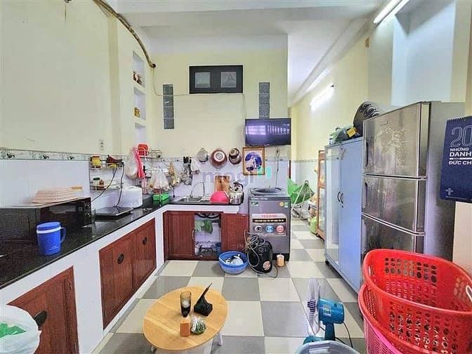 Hình ảnh Khu VIP Phan Xích Long - 3 TẦNG - 75M2 - 5PN - chỉ 8,5 tỷ