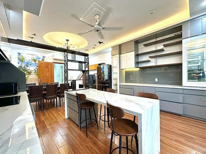 Hình ảnh Siêu phẩm Quận 10 ! 7 tầng có gara & thang máy , view độc nhất vô nhị