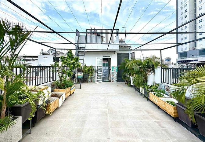 Hình ảnh Siêu phẩm Quận 10 ! 7 tầng có gara & thang máy , view độc nhất vô nhị
