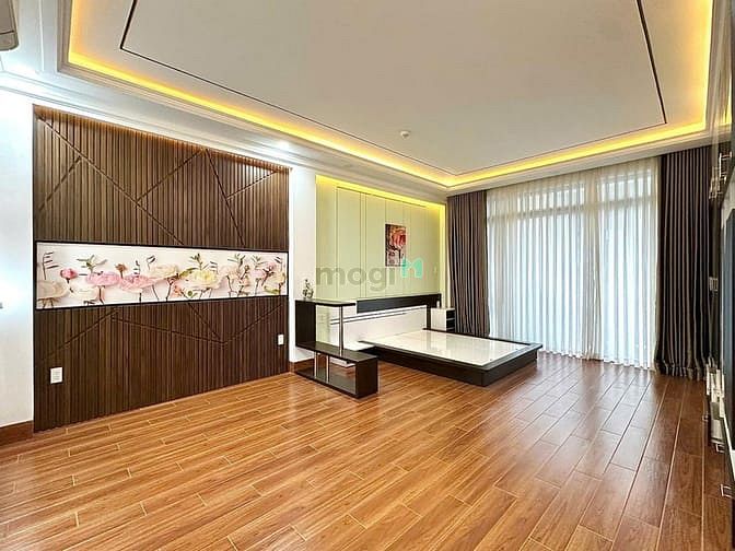 Hình ảnh Siêu phẩm Quận 10 ! 7 tầng có gara & thang máy , view độc nhất vô nhị