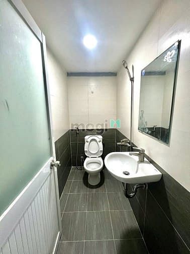 Hình ảnh Phòng duplex 30m2 Ung Văn Khiêm.