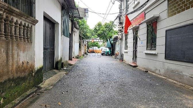 Hình ảnh BÁN GẤP lô góc 2 thoáng PHÚC LỢI 68m2