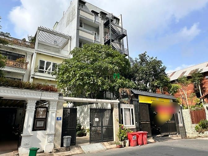 Hình ảnh BÁN TOÀ 49P CHDV , p.linh đông ,tp.thủ đức ,10x30m, thu nhập -180tr/t