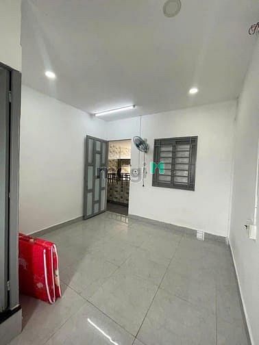 Hình ảnh BÁN TOÀ 49P CHDV , p.linh đông ,tp.thủ đức ,10x30m, thu nhập -180tr/t