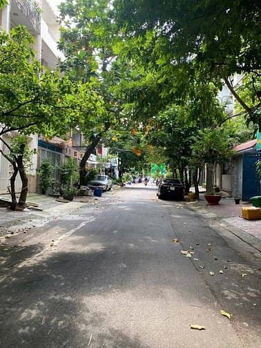 Hình ảnh Siêu phẩm HXH 10m Cư xá Chu Văn An DT: 4.2x18m KC: 4 tầng giá 11 tỷ