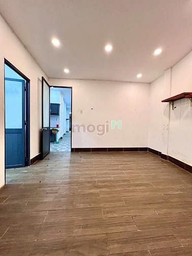 Hình ảnh Vip Pro ! Nhà MT Phạm Văn Chí P8 Q6 (7,7x20) HDT 20 Triệu. Chỉ 14 Tỷ