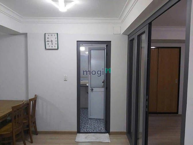 Hình ảnh Chung cư Miếu Nổi, Vũ Huy Tân, BT: 72m2, 2p ngủ có ban công, 11tr