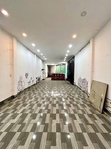 Hình ảnh Vip Pro ! Nhà MT Phạm Văn Chí P8 Q6 (7,7x20) HDT 20 Triệu. Chỉ 14 Tỷ