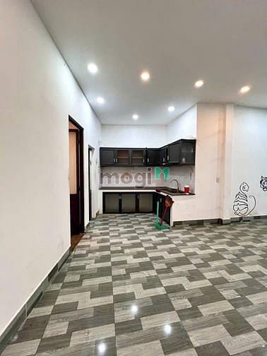 Hình ảnh Vip Pro ! Nhà MT Phạm Văn Chí P8 Q6 (7,7x20) HDT 20 Triệu. Chỉ 14 Tỷ