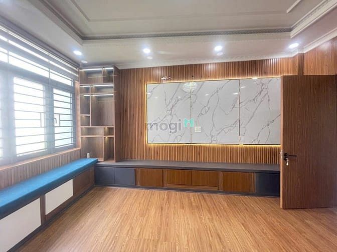 Hình ảnh Siêu phẩm 4 tầng nở hậu bhh b bình tân 70m2 kd đỉnh chỉ 6 tỷ xí.