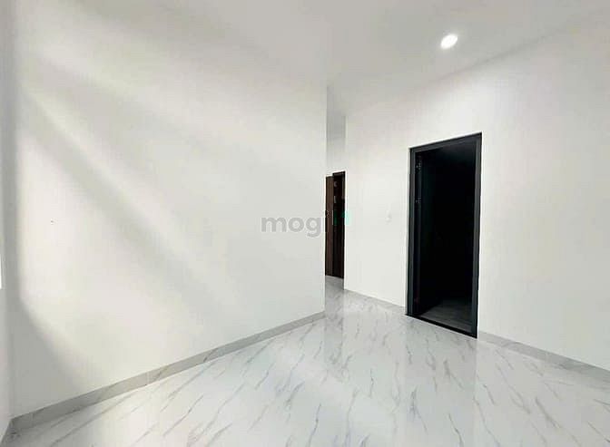 Hình ảnh cho thuê nhà nguyên căn mặt tiền thông thoáng