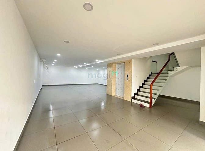 Hình ảnh cho thuê nhà nguyên căn mặt tiền thông thoáng