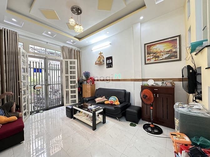 Hình ảnh Bán nhà 2 tầng nghĩa phát phường 6 Tân bình