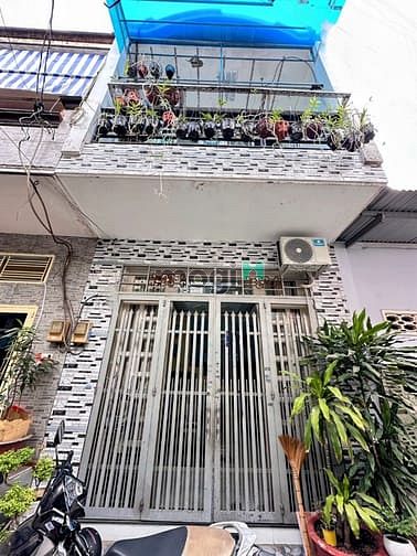 Hình ảnh Bán nhà 2 tầng nghĩa phát phường 6 Tân bình