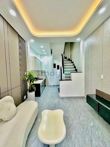 Hình ảnh Bán nhà 4 tầng cách mạng tháng 8 p7 Tân bình