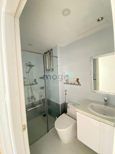 Hình ảnh Cho thuê SCENIC VALLEY, 71m2, 2pn, 2wc, lầu cao, view hồ bơi