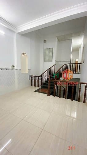 Hình ảnh Bán nhà gần BV ITO, 3 tầng kiên cố, sổ hồng đầy đủ giá 7t5, 4x18