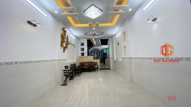 Hình ảnh Bán nhà gần BV ITO, 3 tầng kiên cố, sổ hồng đầy đủ giá 7t5, 4x18