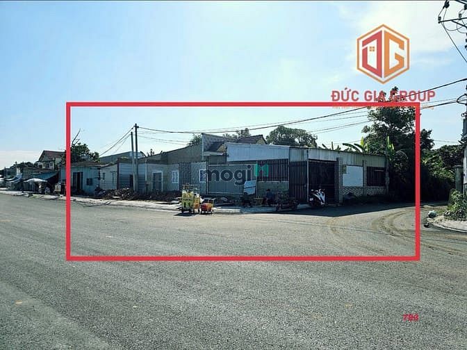Hình ảnh 280m2 đất mặt tiền bờ kè, sổ hồng thổ cư, 30m mặt tiền, góc 9m5 !