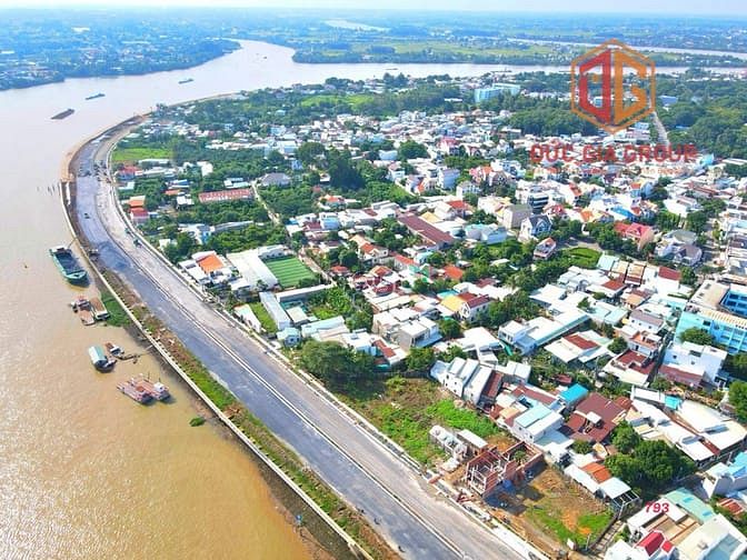 Hình ảnh 280m2 đất mặt tiền bờ kè, sổ hồng thổ cư, 30m mặt tiền, góc 9m5 !