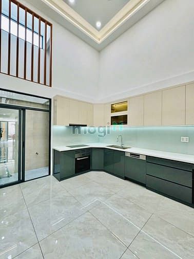 Hình ảnh cho thuê nhà nguyên căn mặt tiền PHAN TÔN