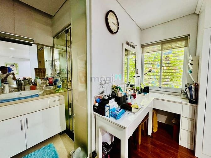 Hình ảnh Biệt thự gara sân vườn, cực hiếm trong phân khúc