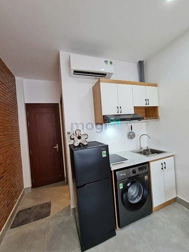 Hình ảnh Cho thuê Căn Hộ Q1 ngay Cống Quỳnh_Ban công_Máy giặt riêng_thang máy