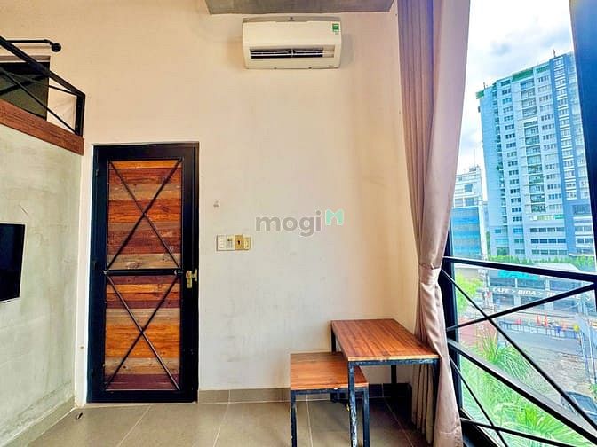 Hình ảnh Duplex bancol FULL NT gần bến xe Miền Đông