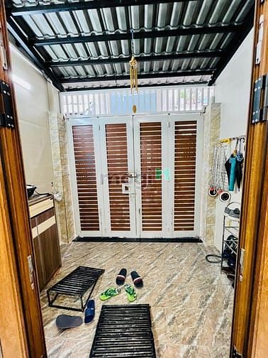 Hình ảnh Bán nhà 43m2 - 5 tầng Trần Hưng Đạo Q1 – 6PN, gần hẻm xe hơi, chỉ 8.x