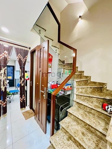 Hình ảnh Bán nhà 43m2 - 5 tầng Trần Hưng Đạo Q1 – 6PN, gần hẻm xe hơi, chỉ 8.x