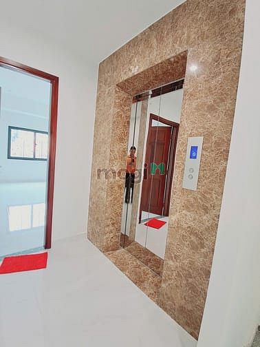 Hình ảnh Giao diện full kính - cư xá bắc hải, Quận 10 - có thang máy