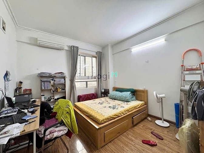 Hình ảnh Chung cư Bàu Cát, Hồng Lạc, TB: 3p ngủ rộng, 2wc 100m2 10tr5.