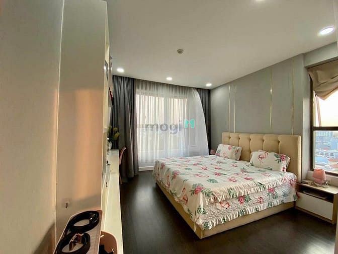 Hình ảnh 19tr/th, 97m2, 2 phòng ngủ+ nội thất, CC Sky Center, Phổ Quang, TB.