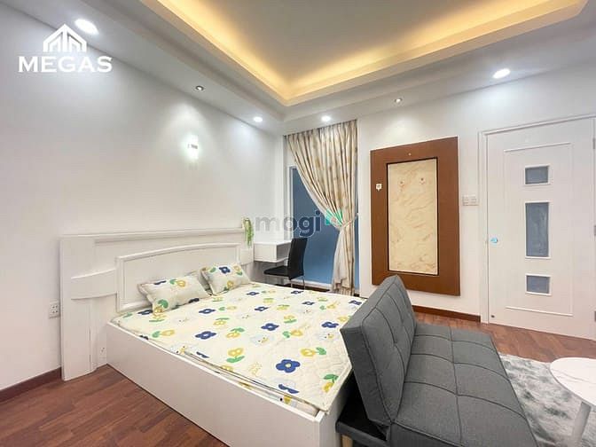 Hình ảnh Cho thuê Studio Quận 1 35m2 gần Lý Tự Trọng_Cửa sổ lớn_MG Riêng