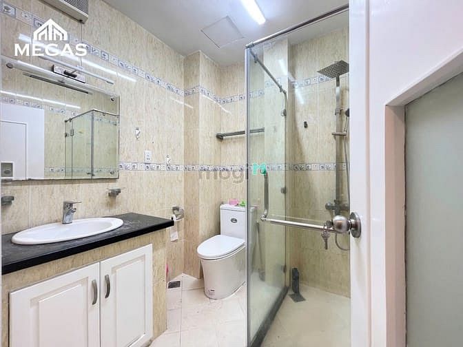 Hình ảnh Cho thuê Studio Quận 1 35m2 gần Lý Tự Trọng_Cửa sổ lớn_MG Riêng