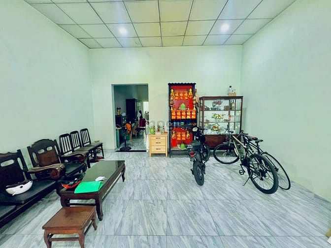 Hình ảnh Nhà bán 120m2 gần chợ Tân Phong 5,6 tỷ vị trí kinh doanh cấp 4 rộng