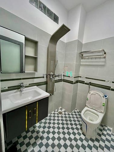 Hình ảnh bán nhà LÊ VĂN QUỚI bề ngang KHỦNG 10