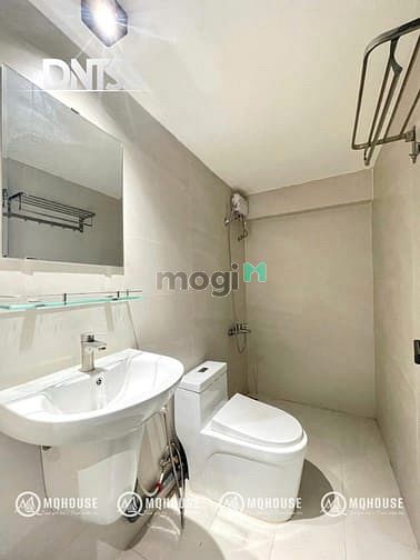 Hình ảnh CHDV Võ Thị Sáu Full Nt (sofa,tủ lạnh 2 cửa) Gần Cv Lê Văn Tám Q1