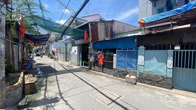 Hình ảnh ☀️Nhà cũ tiện xây mới, hẻm xe hơi thông - 4.35 Tỷ .