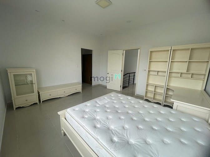 Hình ảnh Cho Thuê Biệt thự đơn Lập , Nam Quang , Pmh, Q7 hcm