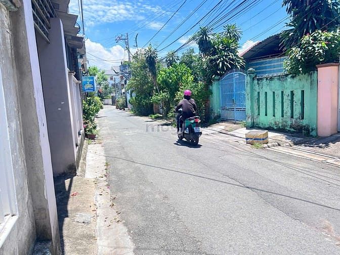 Hình ảnh Bán lô đất thổ cư full 8m4x18m4 ngay trung tâm Biên Hòa - LH e Tỉnh !