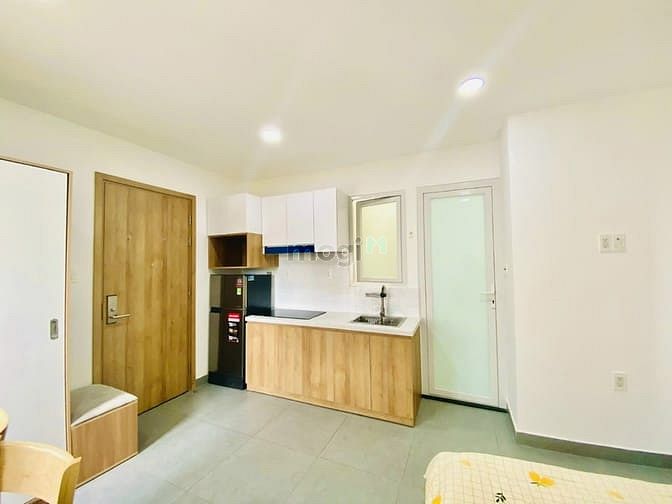 Hình ảnh STUDIO Full Nội Thất Thiết Kế Hiện Đại gần Trần Não Cửa Sổ Thoáng