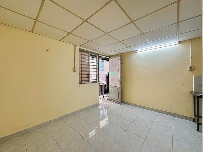 Hình ảnh Phòng Chill Cực Thoáng, Ban Công Và Máy Lạnh, Gần Cộng Hòa – Tân Bình