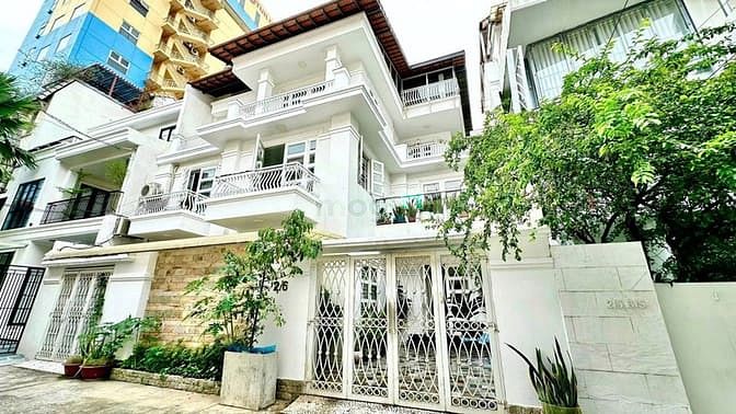Hình ảnh Siêu phẩm biệt thự châu âu phong cách cổ điển đường Sư Vạn Hạnh Q10