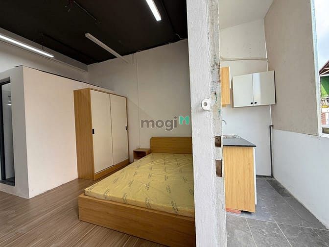 Hình ảnh CHDV full nội thất ban công, tách bếp, lối đi riêng