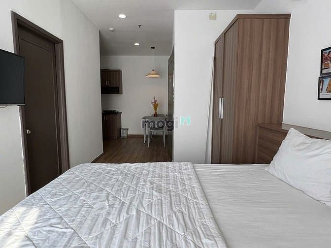 Hình ảnh Cho thuê Studio Full NT Cao cấp có ban công gần Trần Quang Khải