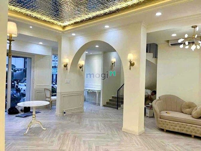 Hình ảnh Cho thuê MẶT BẰNG SIÊU HẤP DẪN tại Quận 3 - Trống Suốt 2 tầng