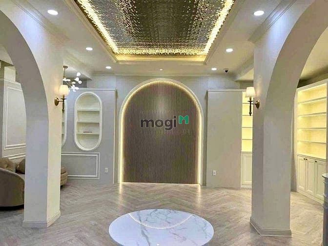 Hình ảnh Cho thuê MẶT BẰNG SIÊU HẤP DẪN tại Quận 3 - Trống Suốt 2 tầng