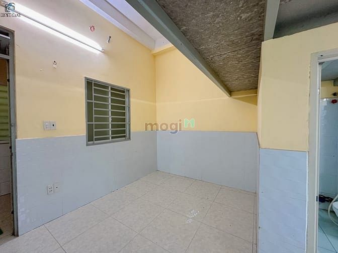 Hình ảnh Phòng Trọ Gác Cao 25m² Có Thang Máy, Cửa Sổ Thoáng Tân Bình - Ngô Bệ